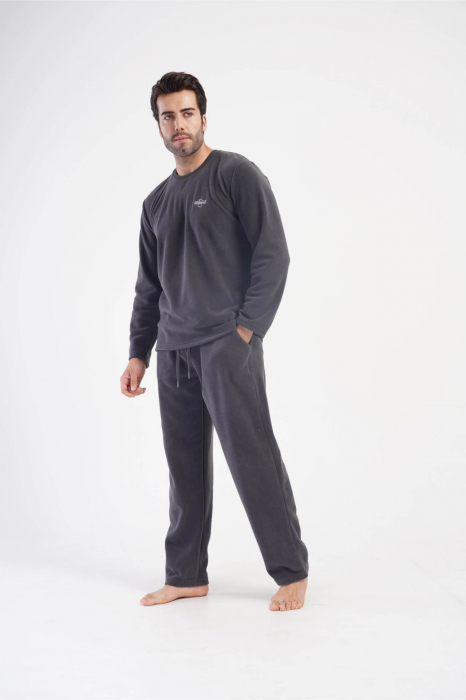 Pijama barbati cocolino, material soft polar pufos si calduros embody.ro [2]