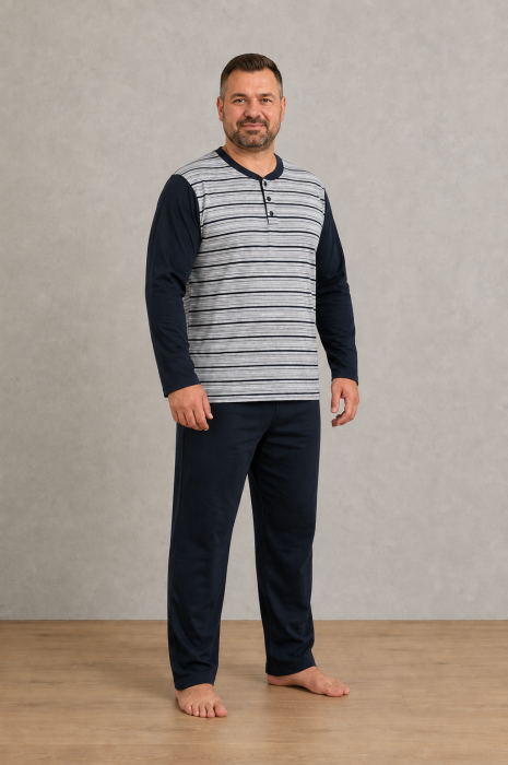 Pijama Barbati Marimi Mari din Bumbac, Bluza Gri cu Dungi si Pantaloni Bleumarin [2]