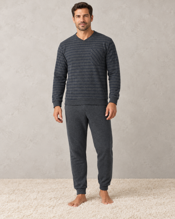 Pijama Barbati Vatuita Groasa de Iarna, Calduroasa, Bluza cu Dungi si Pantaloni Gri [2]