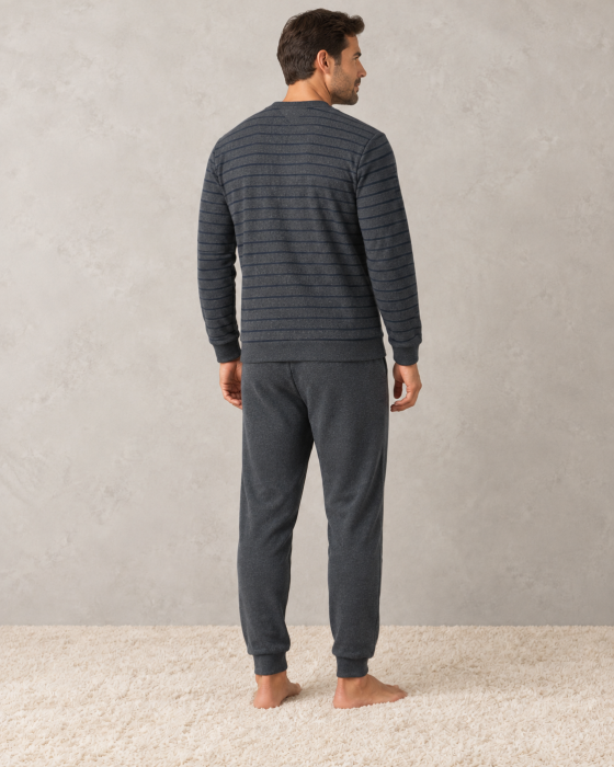 Pijama Barbati Vatuita Groasa de Iarna, Calduroasa, Bluza cu Dungi si Pantaloni Gri [3]
