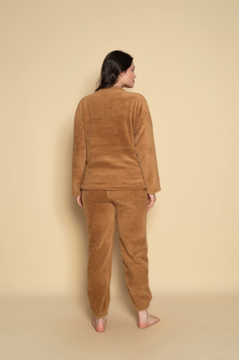 Pijama cocolino dama polar, pufoasa si calduroasa, maro 477 [2]