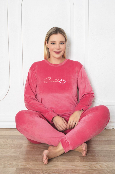 Pijama dama catifea, material moale si delicat, imprimeu uni, roz pudra, embody.ro [2]