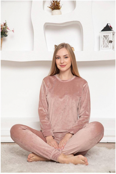 Pijama dama catifea, material moale si delicat, imprimeu uni, roz pudra, embody.ro [2]