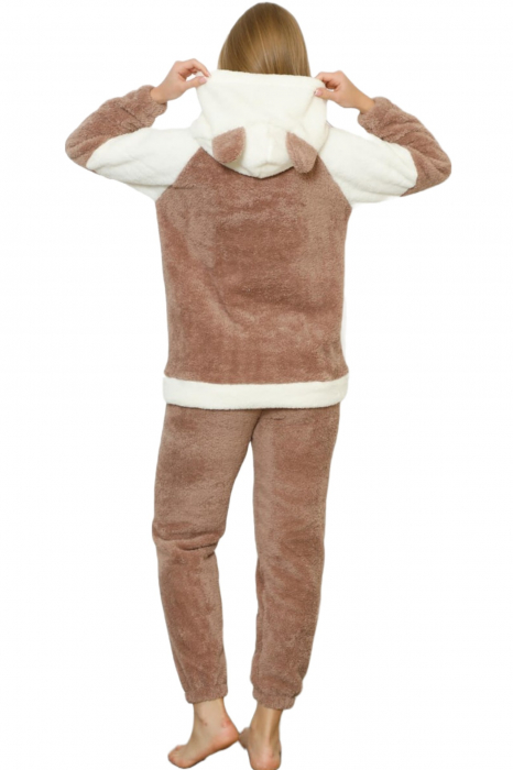 Pijama dama cocolino, pufoasa si calduroasa, cu gluga, imprimeu pisicuta, maro [5]
