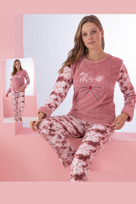Pijama dama cocolino, pufoasa si calduroasa, imprimeu Mew, corai [2]