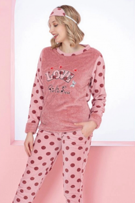Pijama dama cocolino, pufoasa si calduroasa, imprimeu love, corai, embody.ro [4]
