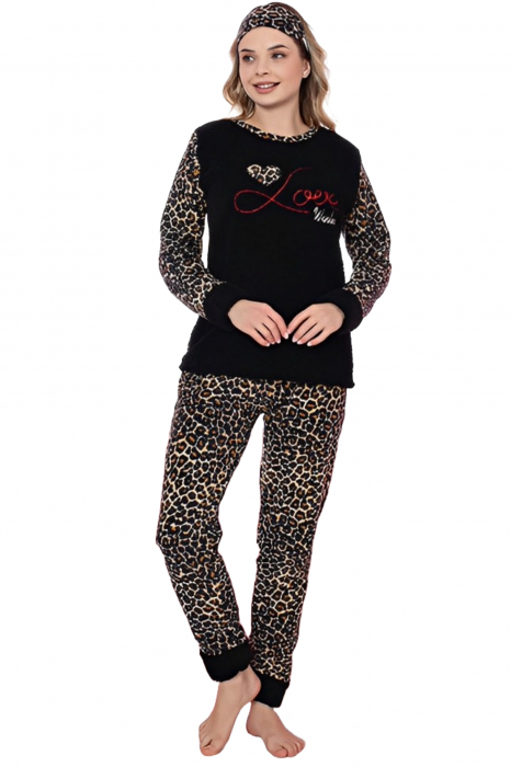 Pijama dama cocolino, pufoasa si calduroasa, imprimeu animal print Love, maro, embody.ro [3]