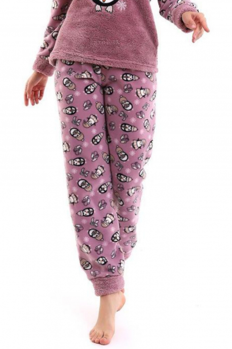 Pijama dama cocolino, pufoasa si calduroasa, imprimeu Craciun pinguin fericit, mov [4]