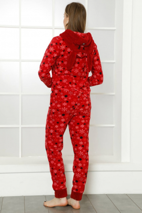 Pijama dama intreaga, tip salopeta kigurumi, pufoasa, inchidere fermoar fata-spate si gluga, fulgi de nea, rosu [2]