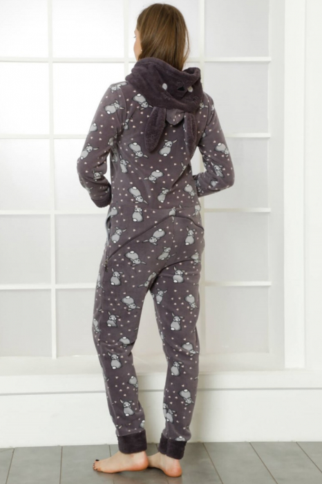 Pijama dama intreaga, tip salopeta kigurumi, pufoasa, inchidere fermoar fata-spate si gluga, iepurasi, maro [2]