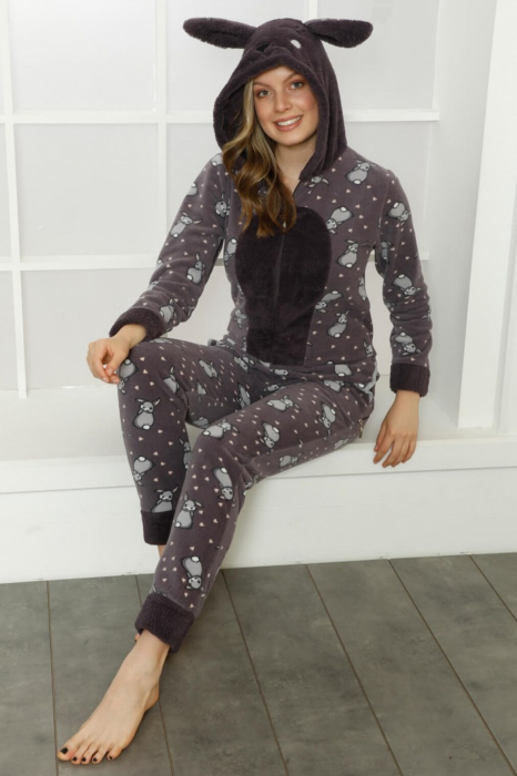 Pijama dama intreaga, tip salopeta kigurumi, pufoasa, inchidere fermoar fata-spate si gluga, iepurasi, maro [3]