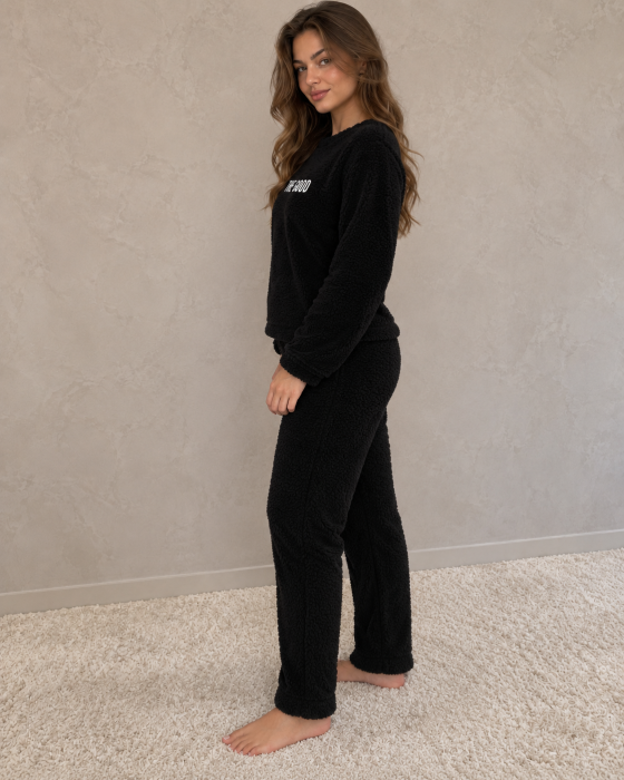 Pijama dama pufoasa cocolino neagra The Good, bluza cu maneca lunga si pantaloni lungi [3]