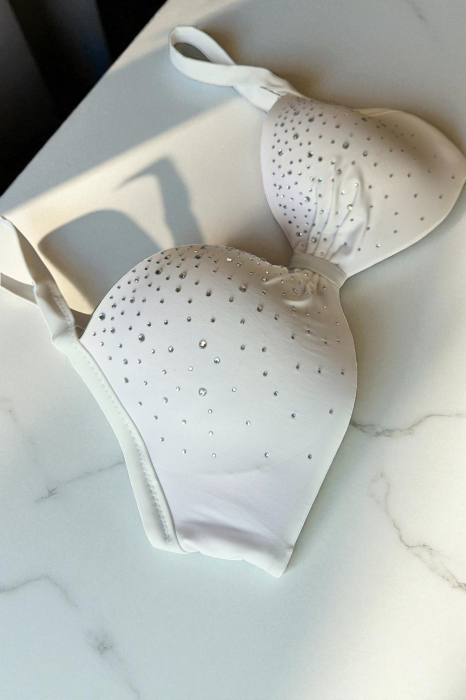 Set Costum Baie Doua piese dama cu aplicatii pe sutien, Diamond White y9129 [3]