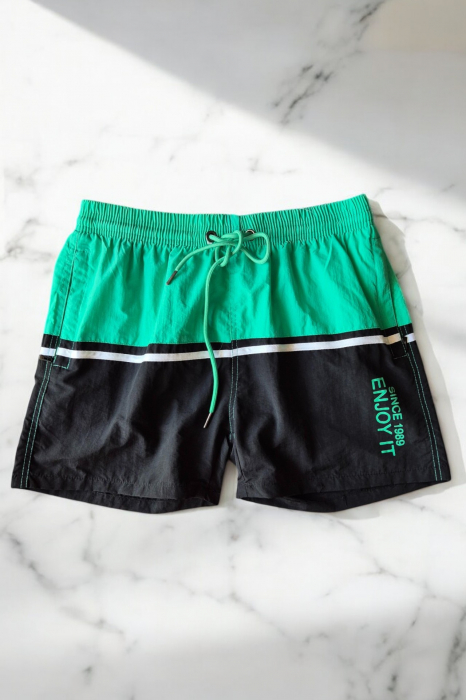 Sort de baie barbati, tip pantalon scurt, cu buzunare, material care respinge apa, verde/negru m0286 [2]