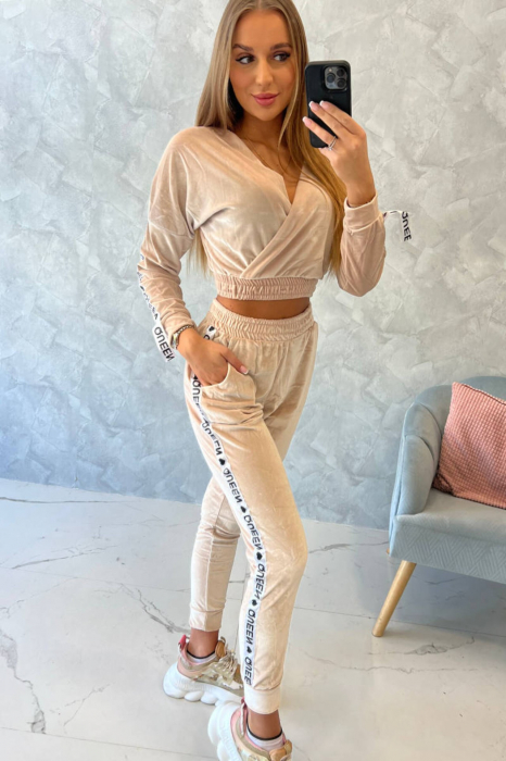 Trening dama catifea, maneci si pantaloni lungi, cu dunga laterala Queen, bej, marime S/M [3]