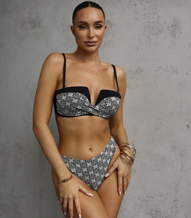 Costum baie dama 2 piese Luv II y9100 negru/alb [1]