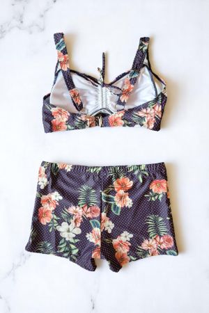 Costum de baie 2 piese, marime mare, cu slipi tip pantaloni scurti, sutien bustiera roses 22096 5005 [1]