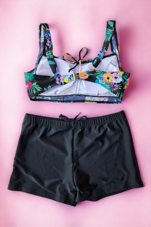 Costum de baie 2 piese, marime mare, slip tip pantaloni scurti, sutien bustiera, multicolor, Lory embody.ro [2]