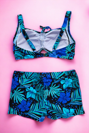 Costum de baie 2 piese, marime mare, cu slipi tip pantaloni scurti, sutien bustiera, albastru, Flowers embody.ro [2]