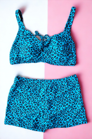 Costum de baie 2 piese, marime mare, slip pantaloni scurti, sutien bustiera, albastru, Lora embody.ro [1]