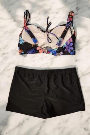 Costum de baie 2 piese, marime mare, slip tip pantaloni scurti, sutien bustiera, alb/negruembody.ro [2]