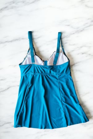 Costum de baie marime mare tip tankini, doua piese, fusta si pantaloni scurti, floral, embody.ro [2]