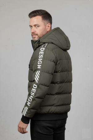 Geaca groasa de iarna barbati, neagra cu gluga detasabila si imprimeu kaki 7951 [1]