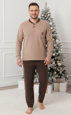 Pijamale barbati - Pijama barbati cocolino polar, material fin, delicat si moale, maro 86 Craciun