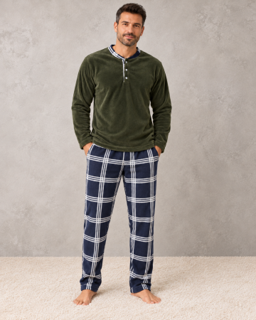 Pijamale cocolino barbati - Pijama Barbati Groasa din Polar Cocolino Pufos, Bluza Kaki si Pantaloni Bleumarin in Carouri