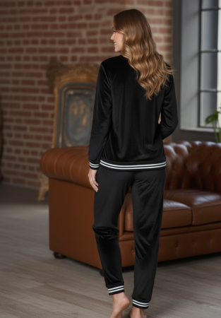 Pijama dama eleganta din catifea fina neagra "This Is My Year" [1]