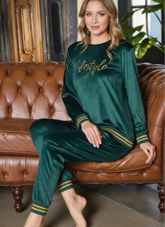 Pijamale cocolino dama - Pijama de Casa Dama, Culoare Verde Smarald, Catifea Moale, Design "Lifestyle"