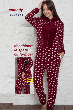 Pijama dama intreaga, tip salopeta kigurumi, pufoasa, inchidere fermoar fata-spate si gluga, visiniu, embody.ro [1]
