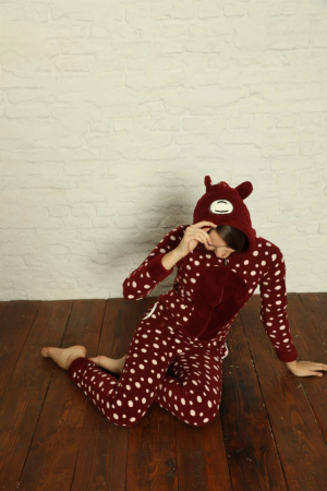 Pijama dama intreaga, tip salopeta kigurumi, pufoasa, inchidere fermoar fata-spate si gluga, visiniu, embody.ro [3]