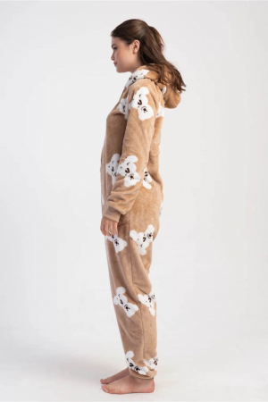 Pijama dama intreaga, tip salopeta , pufoasa, inchidere fermoar si gluga, maro, embody.ro [1]