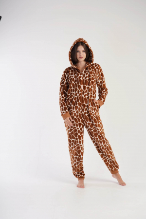 Pijama dama intreaga, tip salopeta , pufoasa, inchidere fermoar si gluga, maro, embody.ro [3]