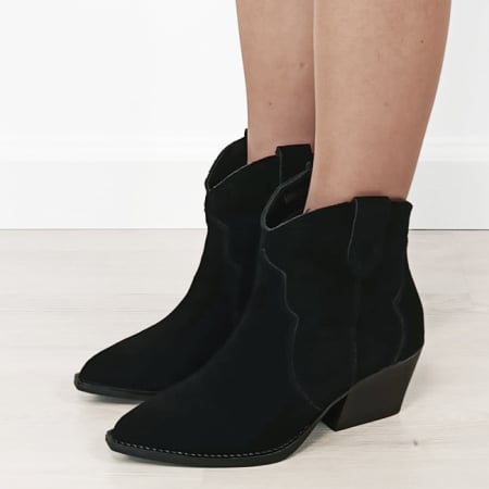 Noutati - Botine negre din piele naturala cu toc comod B-6338 114