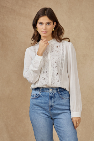 Camasi - Camasa dama alba cu broderie B-ZS8007 M9