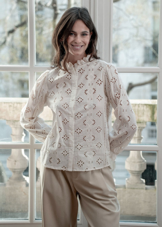 Camasi si topuri - Camasa ivory din bumbac brodata B-A232-1 M9