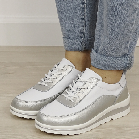 Oferta de iarna - Sneakers albi/argintii din piele naturala B-5090 M6