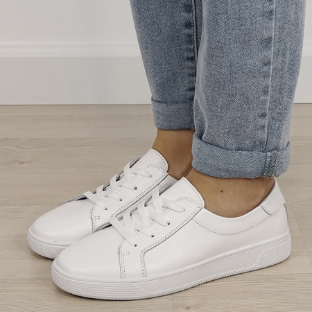 Oferte Speciale - Sneakersi albi din piele naturala B-5166 M4