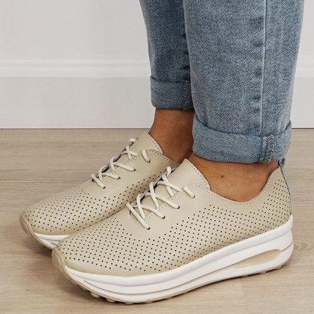 Oferte Speciale - Sneakersi bej perforati din piele naturala B-5122 M2