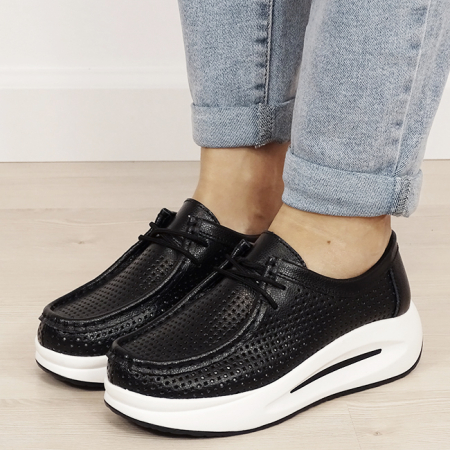 Oferte Speciale - Sneakersi negri perforati din piele naturala B-5129 M4