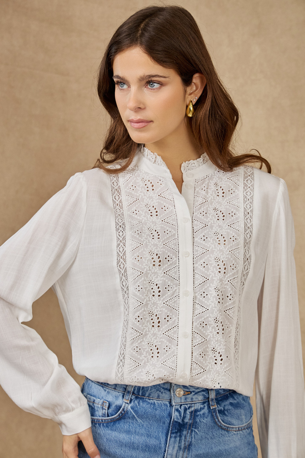 Camasa dama alba cu broderie B-ZS8007 M9 [1]