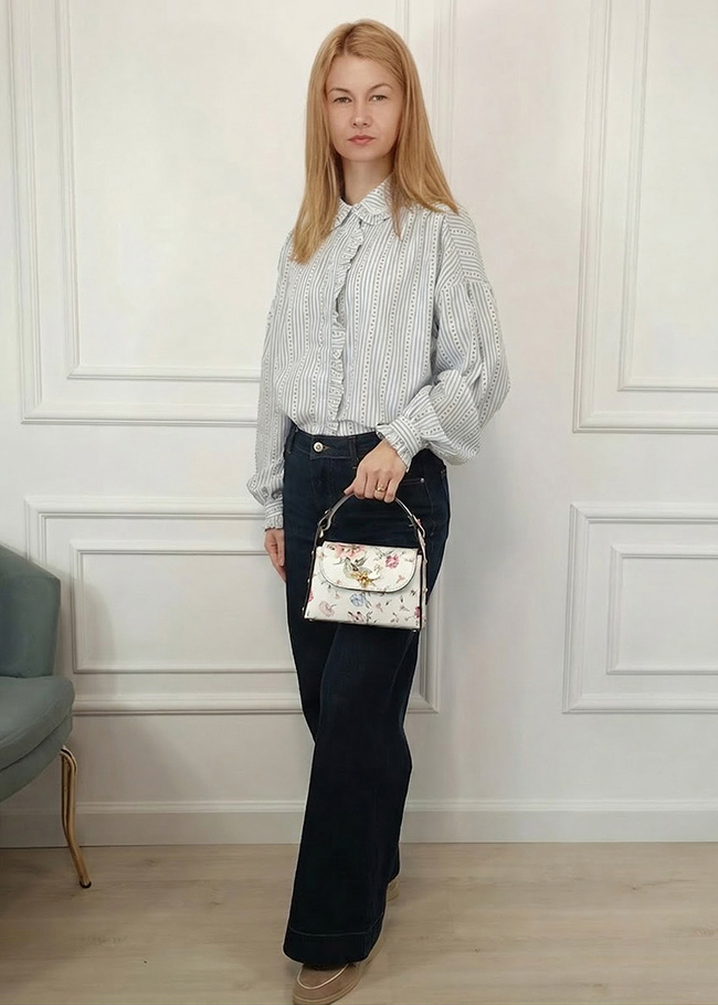 Fehér, virágmintás valódi bőr kistáska 1602 122 [1]