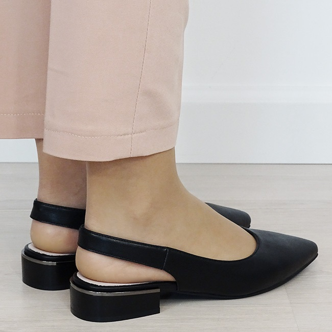 Pantofi negri decupati din piele naturala B-BY6943-1 03 [4]