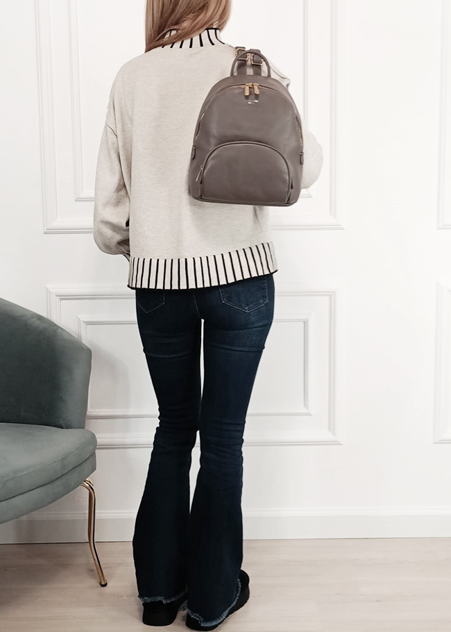 Sötétbarna hétköznapi hátizsák CM7800 18 [1]