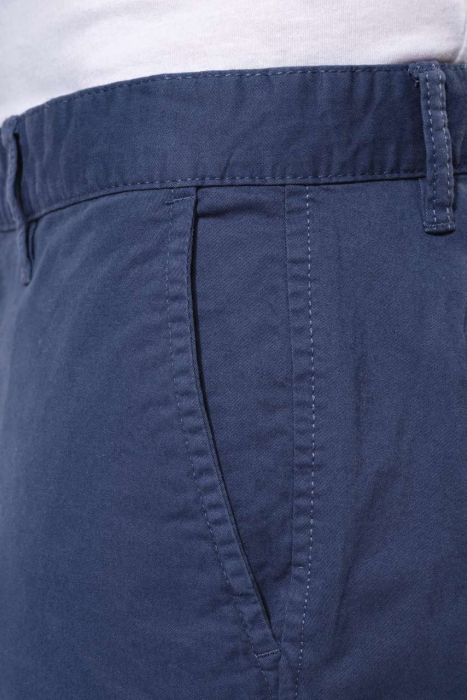 Pantaloni scurți tip bermude chino [6]