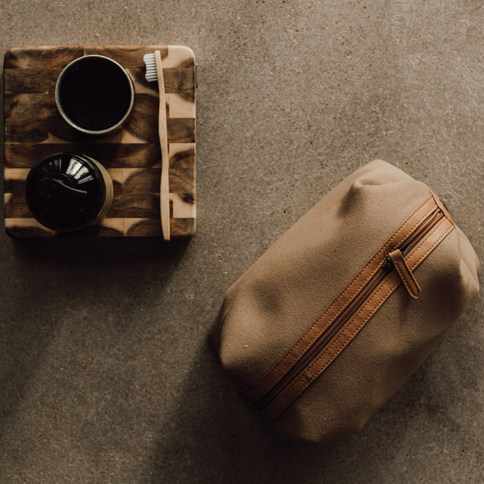 Elegant Sloane Toiletry Bag [4]