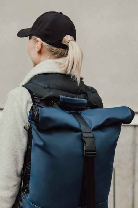 Elegant Roll-Top Laptop Backpack [8]