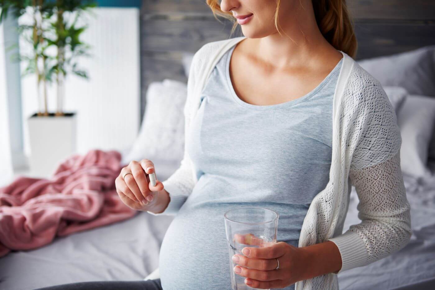 Acid folic in sarcina: De ce este important si cat timp se ia